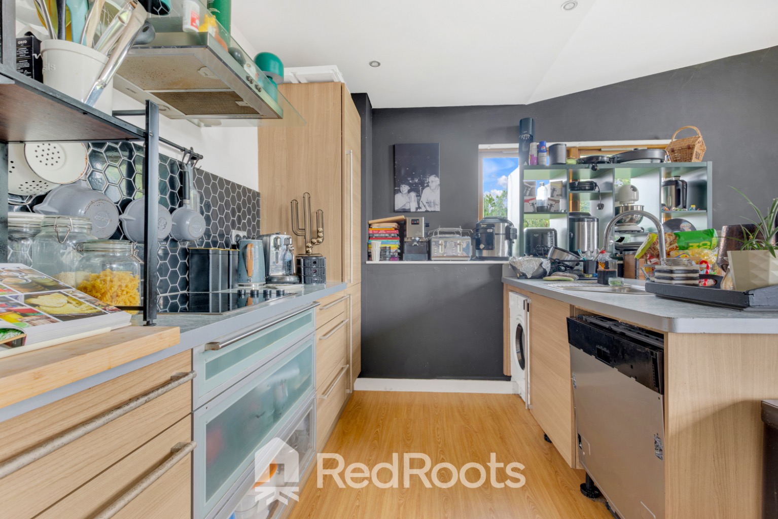 2 bed flat for sale in Stone Arches, York Road, Doncaster, South Yorkshire, DN5 - Property Image 3