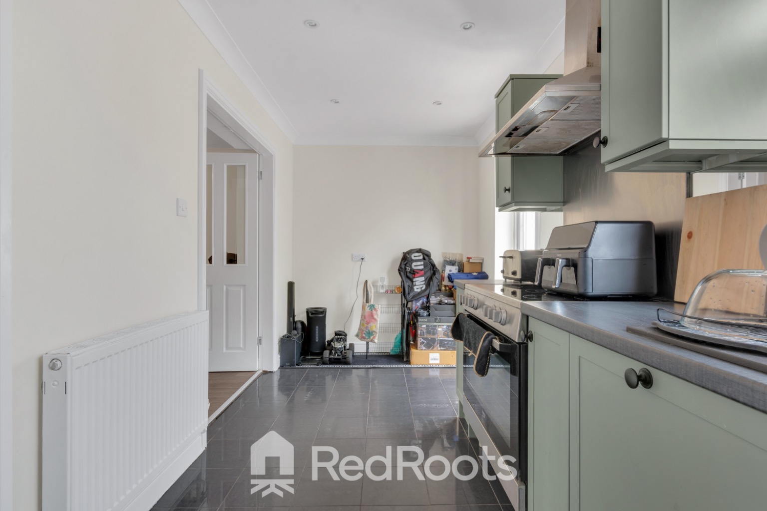 3 bed semi-detached house for sale in Stonecross Drive, Sprotbrough, Doncaster, DN5  - Property Image 4
