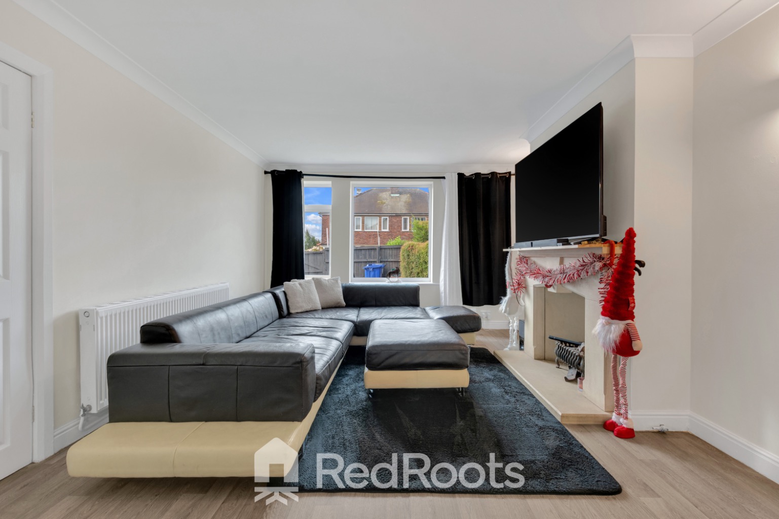 3 bed semi-detached house for sale in Stonecross Drive, Sprotbrough, Doncaster, DN5  - Property Image 8