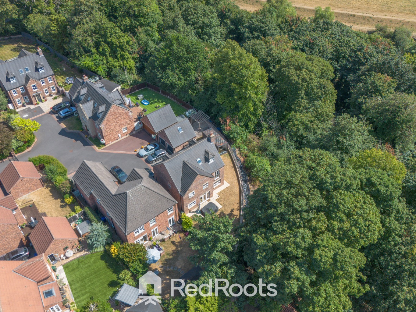 5 bed detached house for sale in Lock Keepers View, Sprotbrough, Doncaster, South Yorkshire, DN5  - Property Image 39