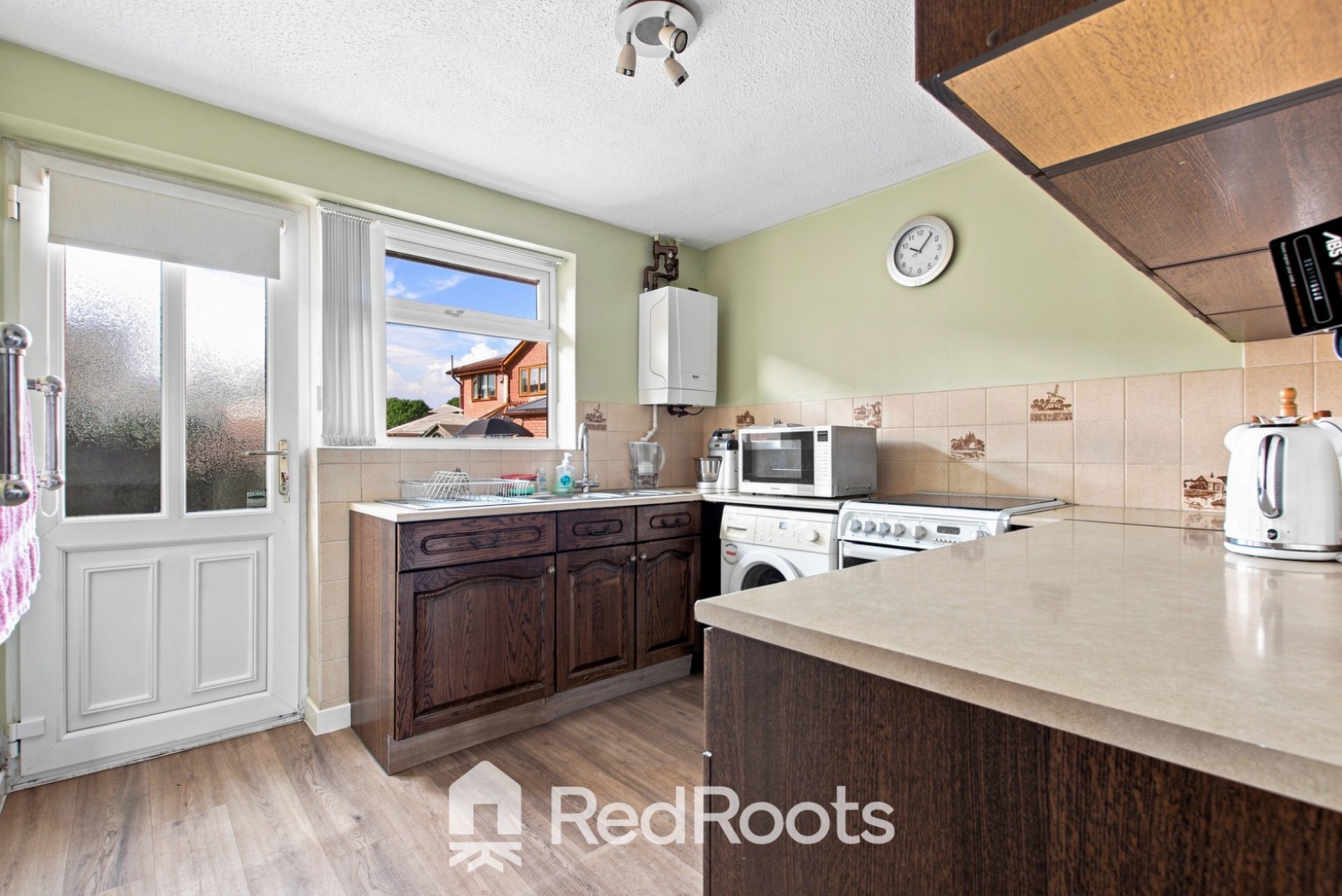 3 bed bungalow for sale in Valiant Gardens, Sprotbrough, Doncaster, South Yorkshire, DN5  - Property Image 8