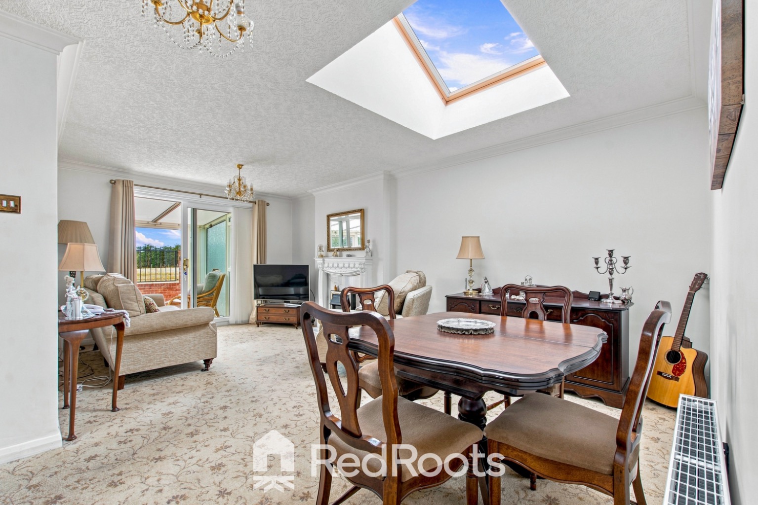 2 bed bungalow for sale in Dean Close, Sprotbrough, Doncaster, DN5  - Property Image 4