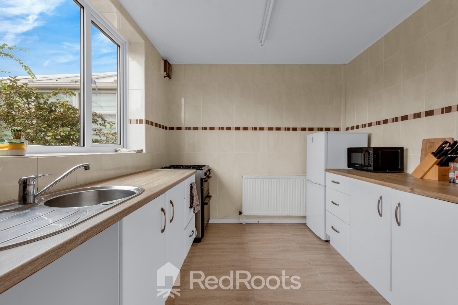 2 bed semi-detached house for sale in Aintree Avenue, Doncaster, South Yorkshire, DN4 6HQ  - Property Image 6