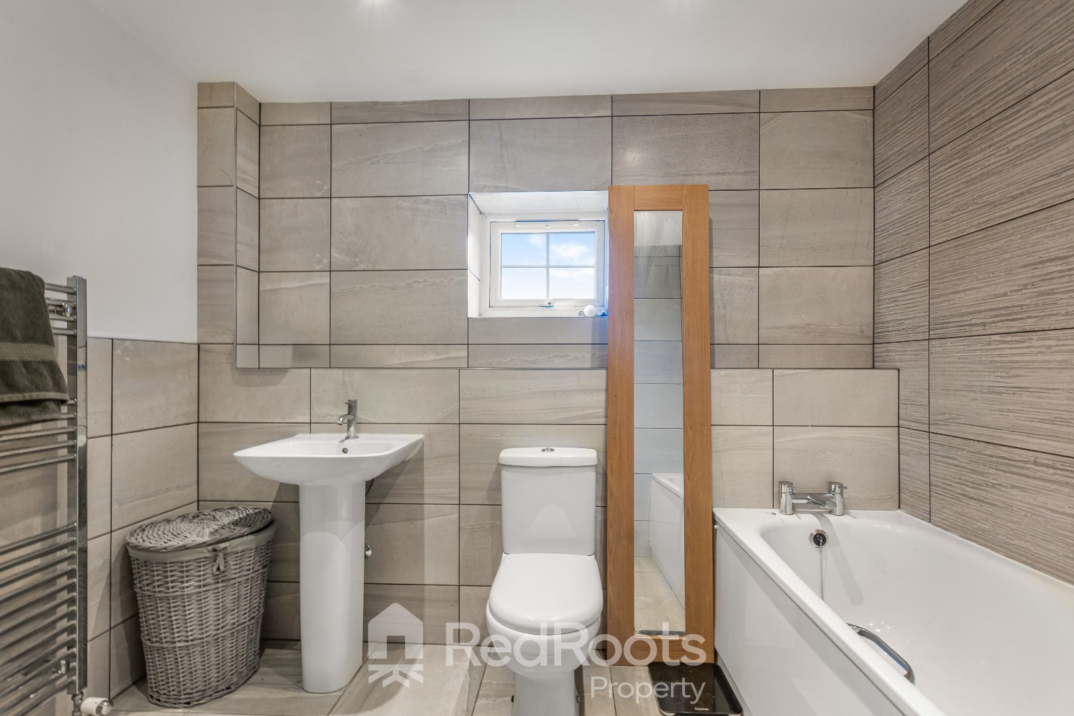 4 bed detached house for sale in Show Cottage, Pademoor, Eastoft, Scunthorpe, Lincolnshire, DN17 4PZ  - Property Image 16