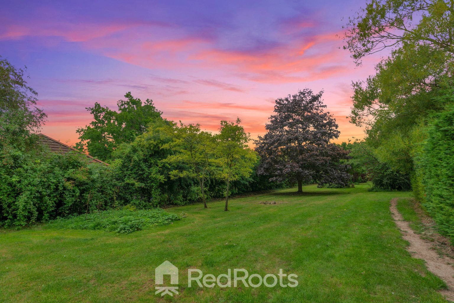 4 bed detached house for sale in Nethergate, Westwoodside, Doncaster, Lincolnshire, DN9 2DL  - Property Image 2