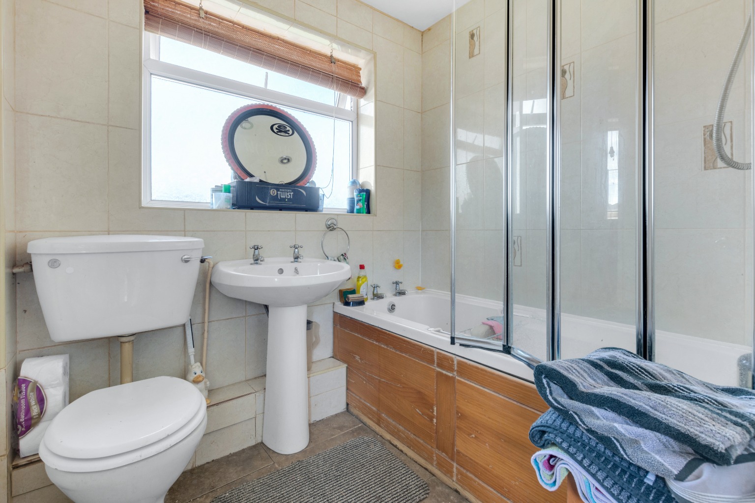 3 bed semi-detached house for sale in Cantley Manor Avenue, Doncaster, South Yorkshire, DN4 6TW - Property Image 6