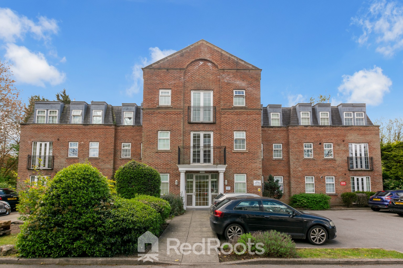 2 bed flat for sale in Chatsworth Court, Bawtry Road, Doncaster, South Yorkshire, DN4 7AT - Property Image 1
