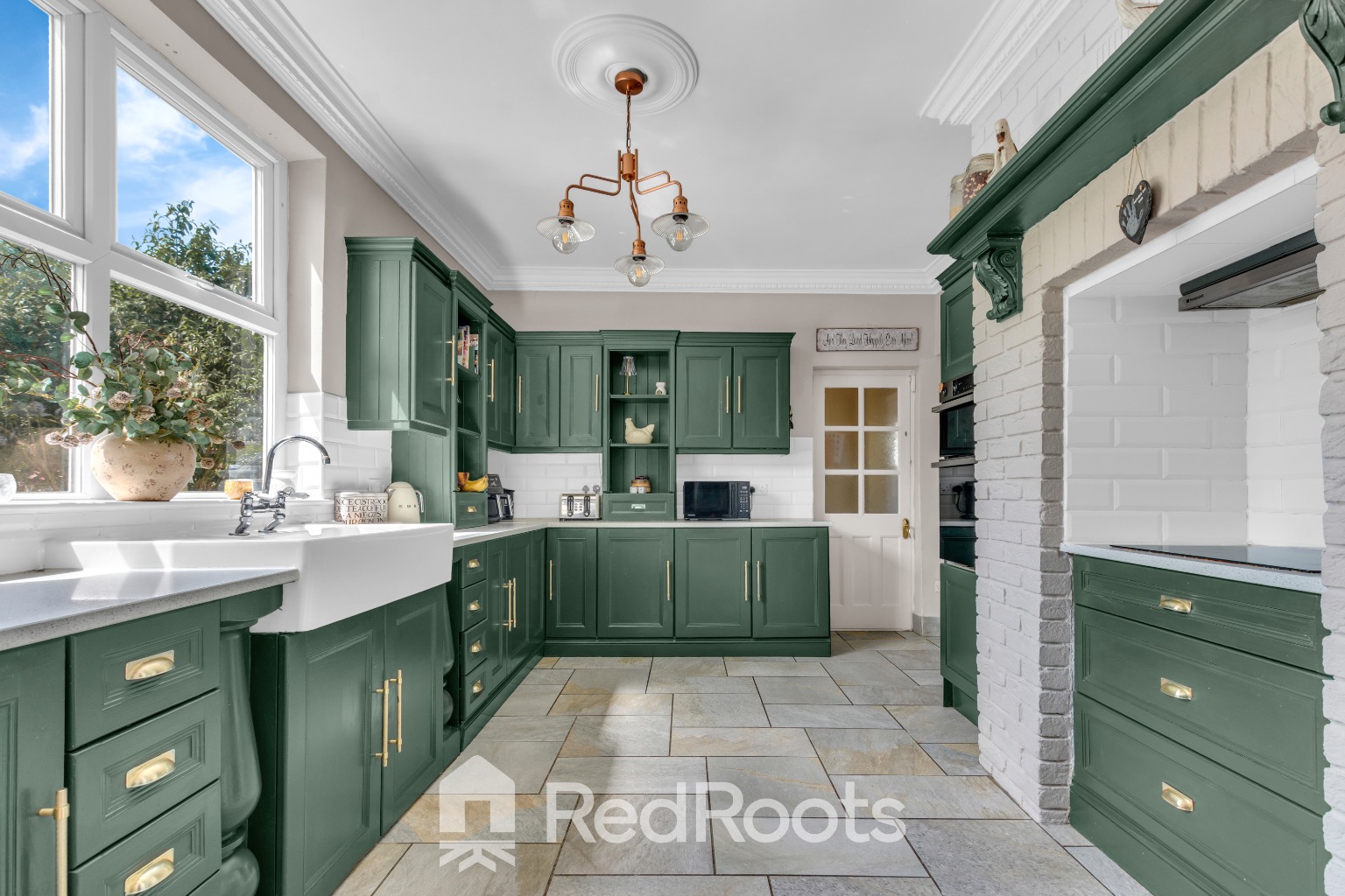 7 bed detached house for sale in Kinnard House, Silver Street, Owston Ferry, Doncaster, Lincolnshire, DN9 1RN  - Property Image 3