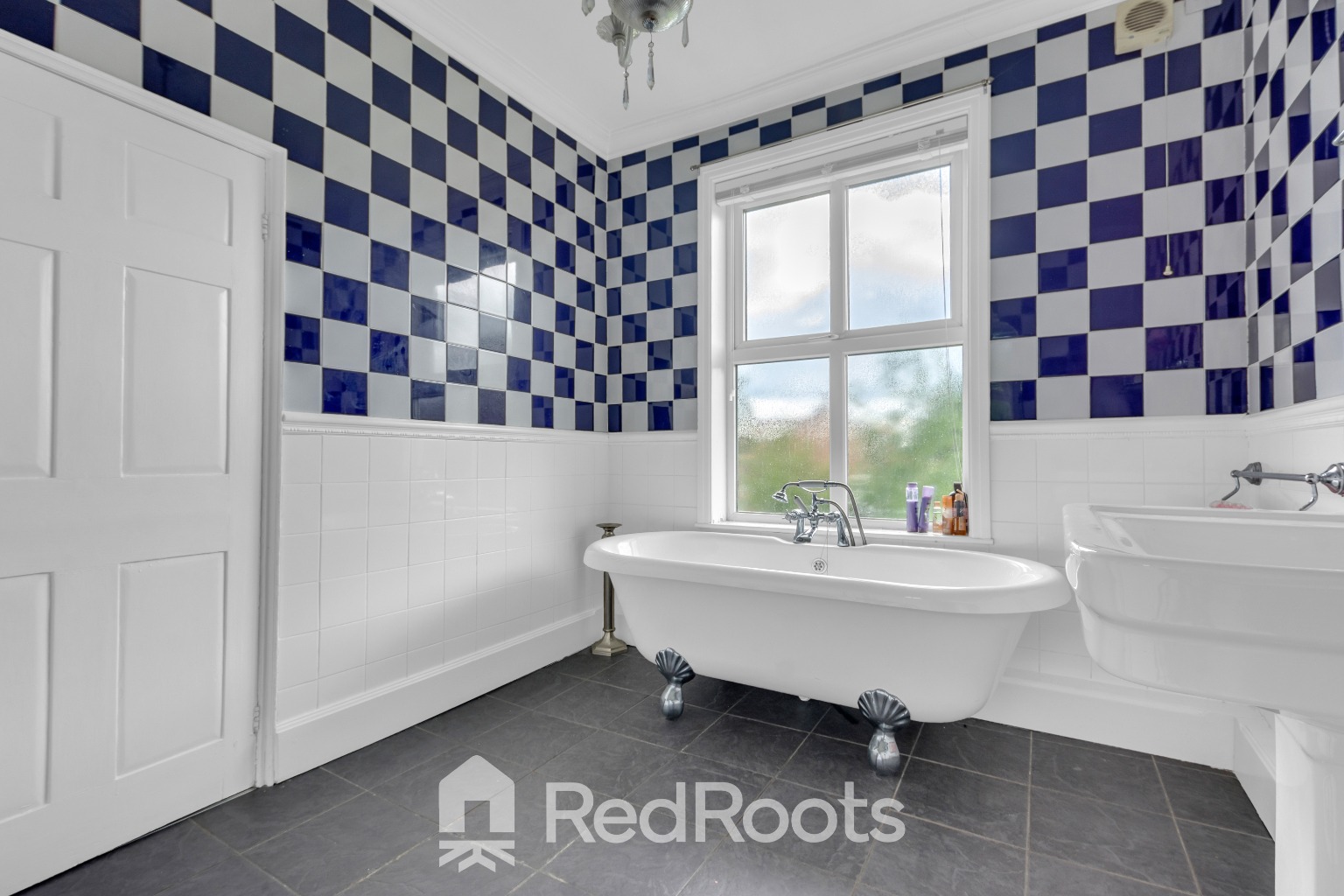 7 bed detached house for sale in Kinnard House, Silver Street, Owston Ferry, Doncaster, Lincolnshire, DN9 1RN  - Property Image 37