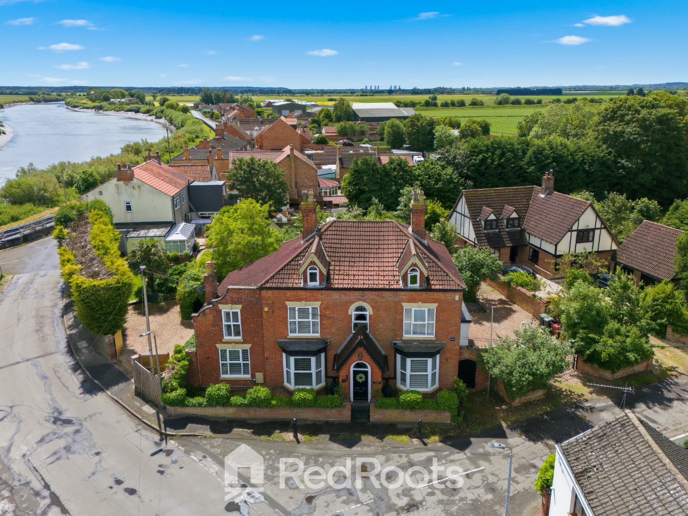 7 bed detached house for sale in Kinnard House, Silver Street, Owston Ferry, Doncaster, Lincolnshire, DN9 1RN  - Property Image 58