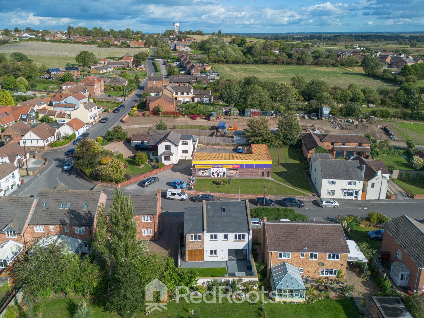 5 bed detached house for sale in Newbigg, Westwoodside, Doncaster, Lincolnshire, DN9 2AT  - Property Image 38