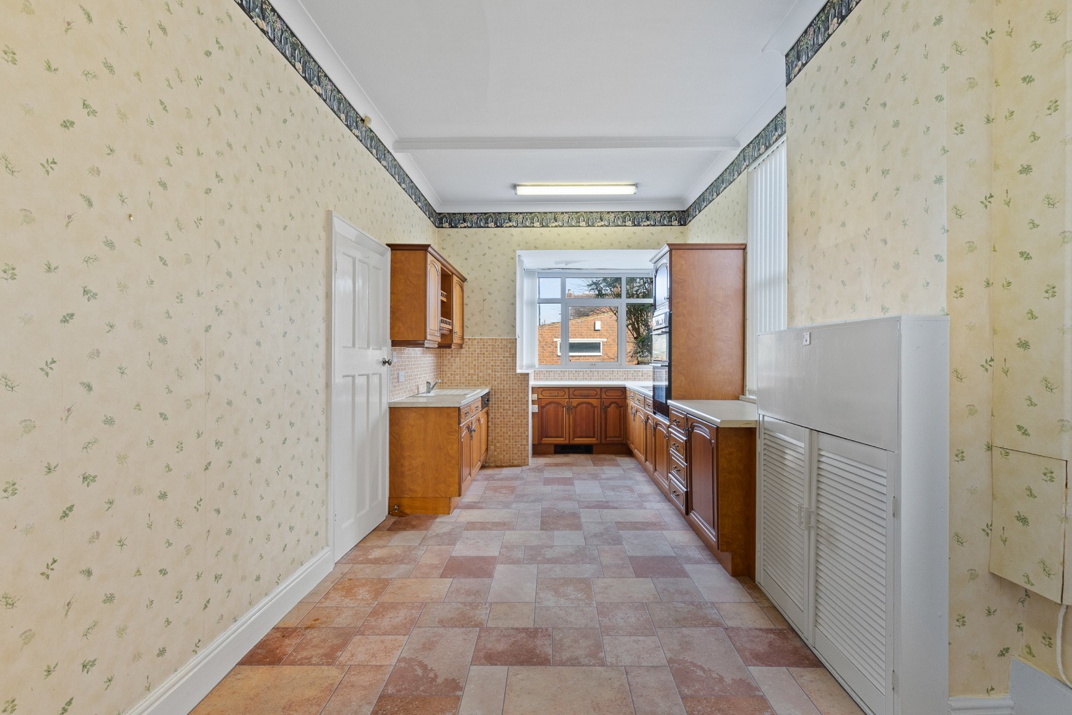 5 bed detached house for sale in Axholme Road, Doncaster, South Yorkshire, DN2 4AW  - Property Image 12