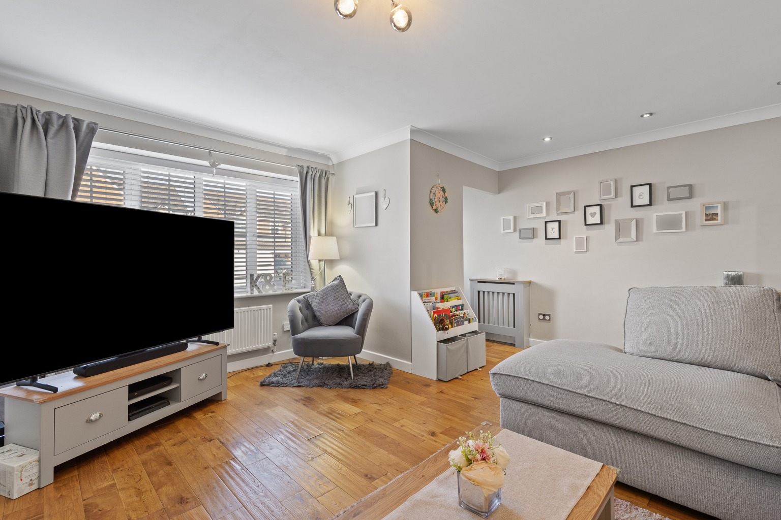 4 bed detached house for sale in Greenwood Avenue, Balby, Doncaster, South Yorkshire, DN4 0XE  - Property Image 4