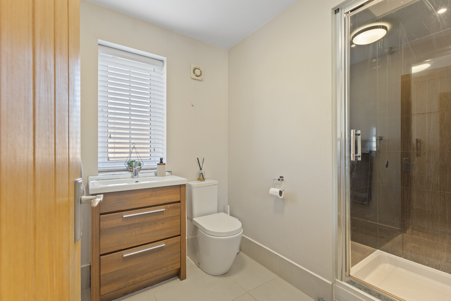 4 bed detached house for sale in Greenwood Avenue, Balby, Doncaster, South Yorkshire, DN4 0XE  - Property Image 25