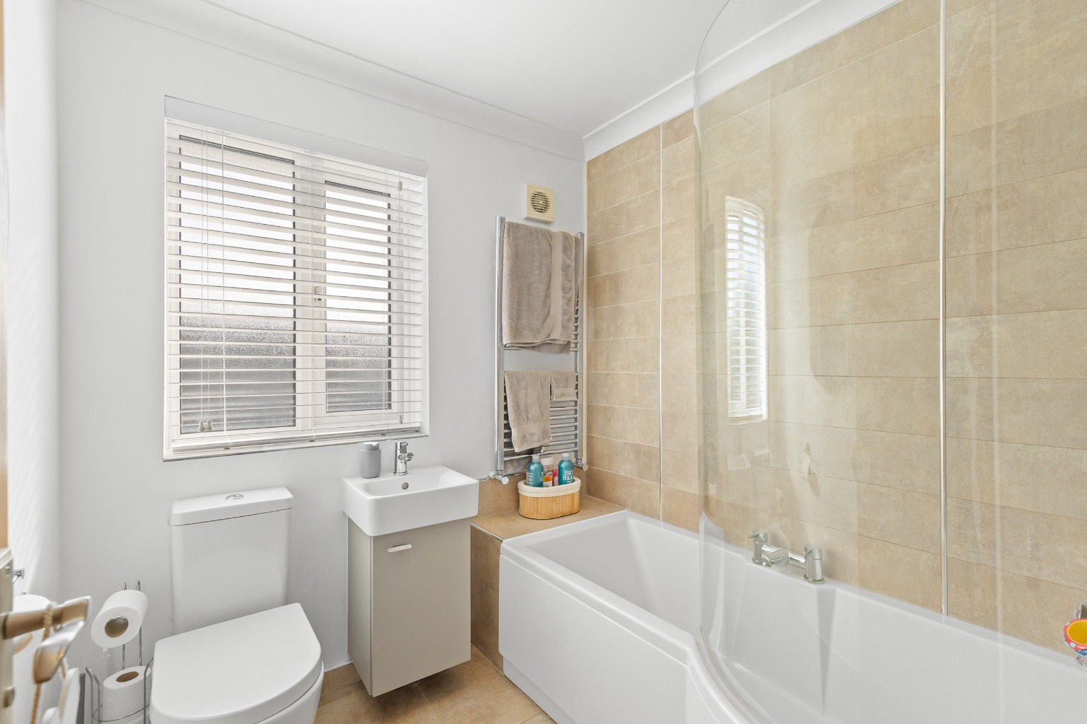 4 bed detached house for sale in Greenwood Avenue, Balby, Doncaster, South Yorkshire, DN4 0XE  - Property Image 30