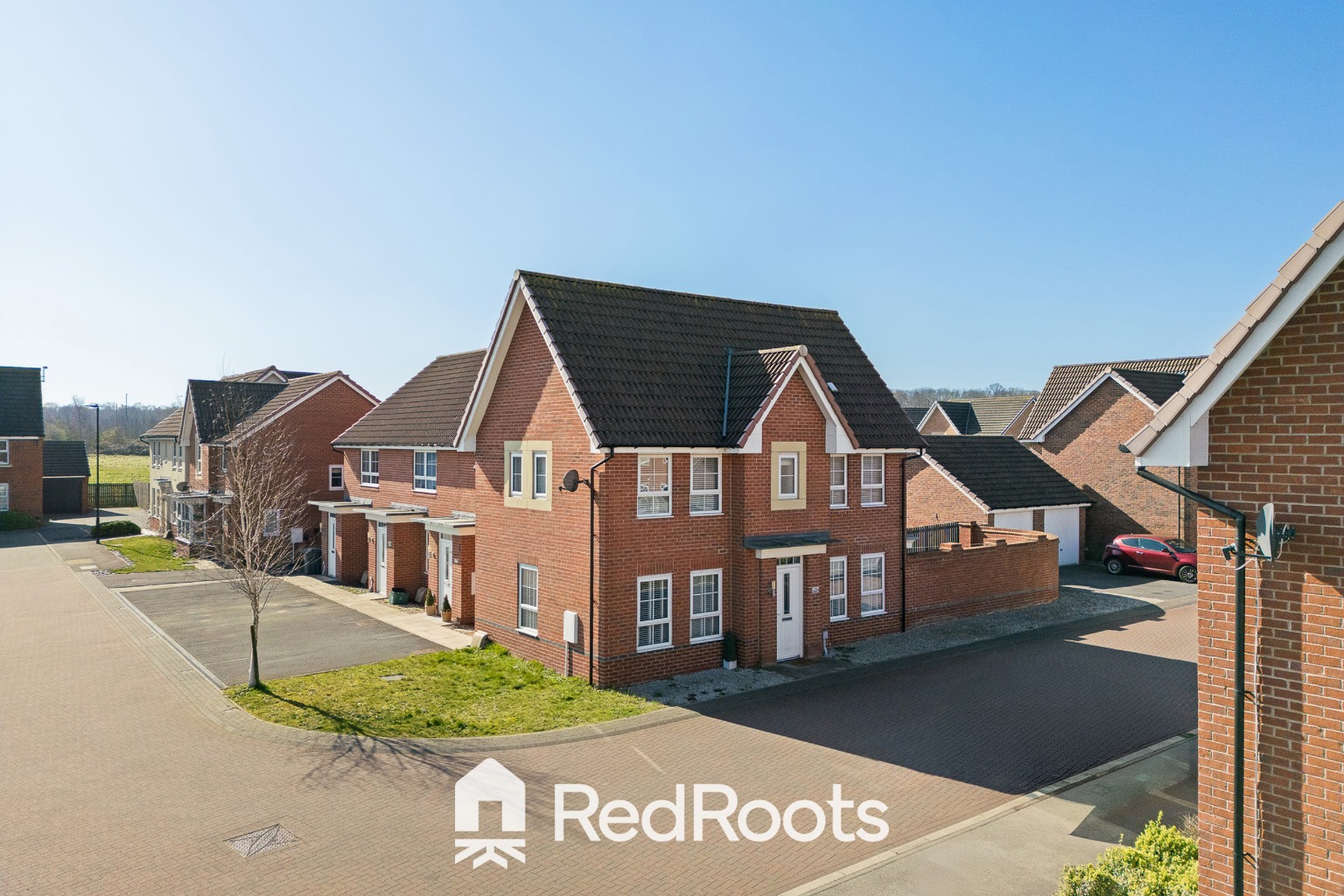 3 bed semi-detached house for sale in Whitmoore Drive, Auckley, Doncaster, South Yorkshire, DN9 3FJ  - Property Image 1