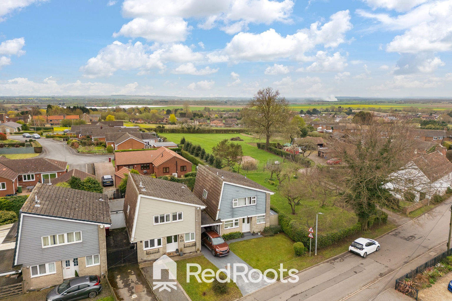 4 bed detached house for sale in Upperthorpe Road, Westwoodside, Doncaster, Lincolnshire, DN9 2AQ  - Property Image 1