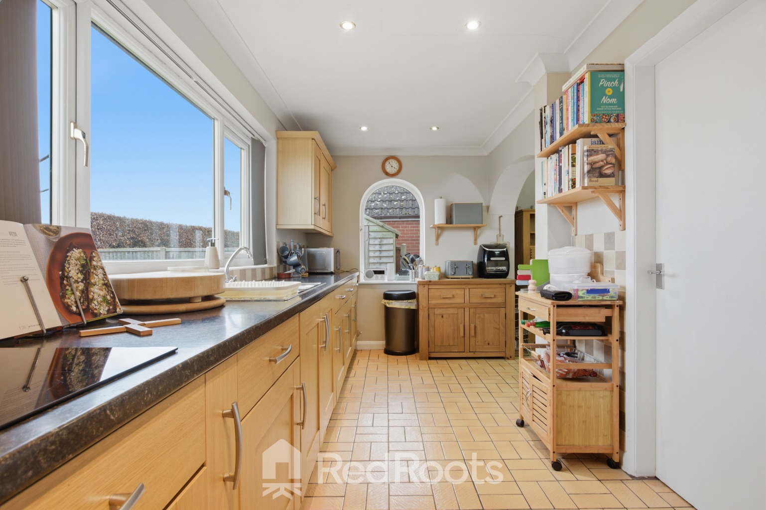 4 bed detached house for sale in Lockwood Bank, Epworth, Doncaster, Lincolnshire, DN9 1JH  - Property Image 10