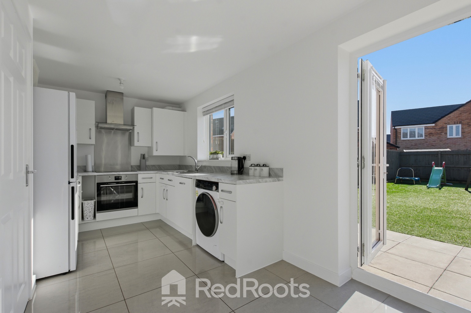 3 bed semi-detached house for sale in Lincoln Close, Doncaster, South Yorkshire, DN4 7GA  - Property Image 7