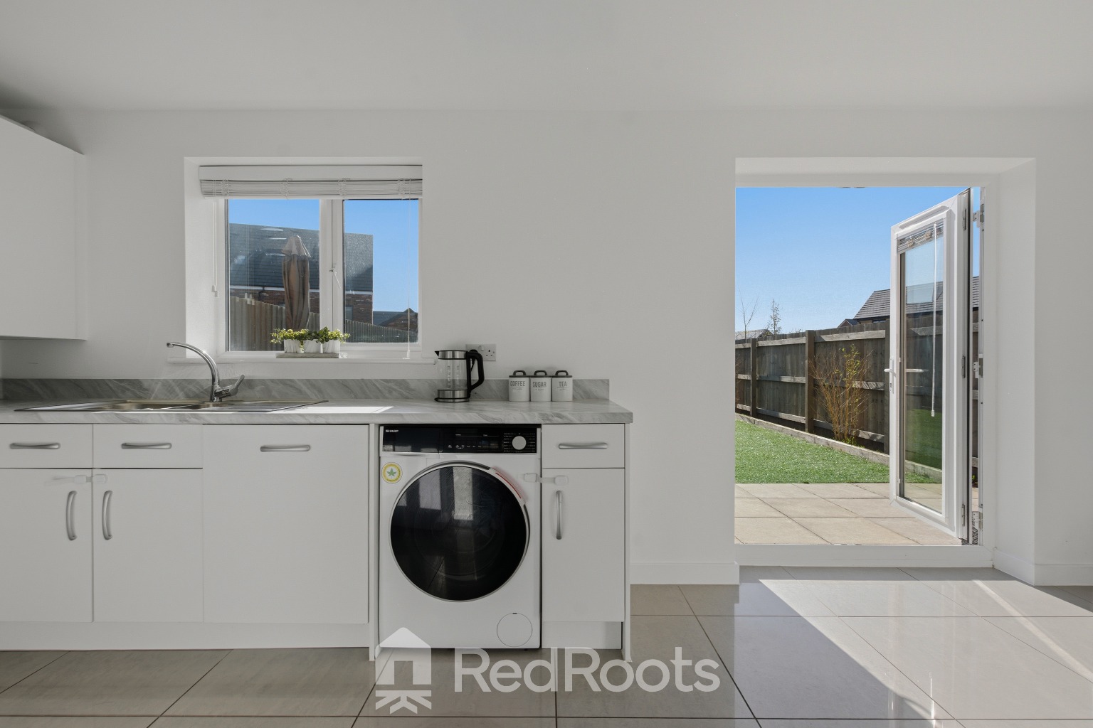 3 bed semi-detached house for sale in Lincoln Close, Doncaster, South Yorkshire, DN4 7GA  - Property Image 6