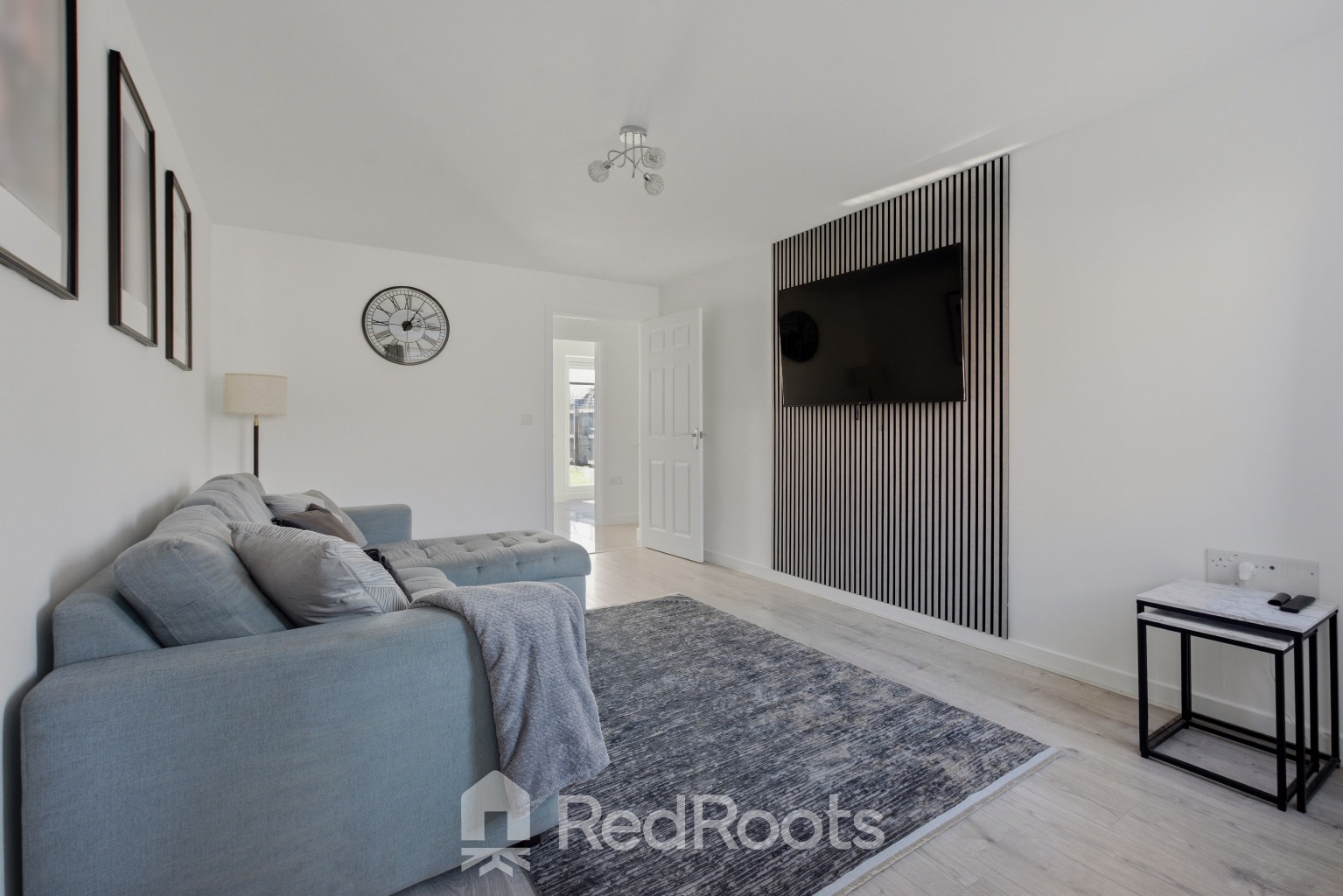 3 bed semi-detached house for sale in Lincoln Close, Doncaster, South Yorkshire, DN4 7GA  - Property Image 4