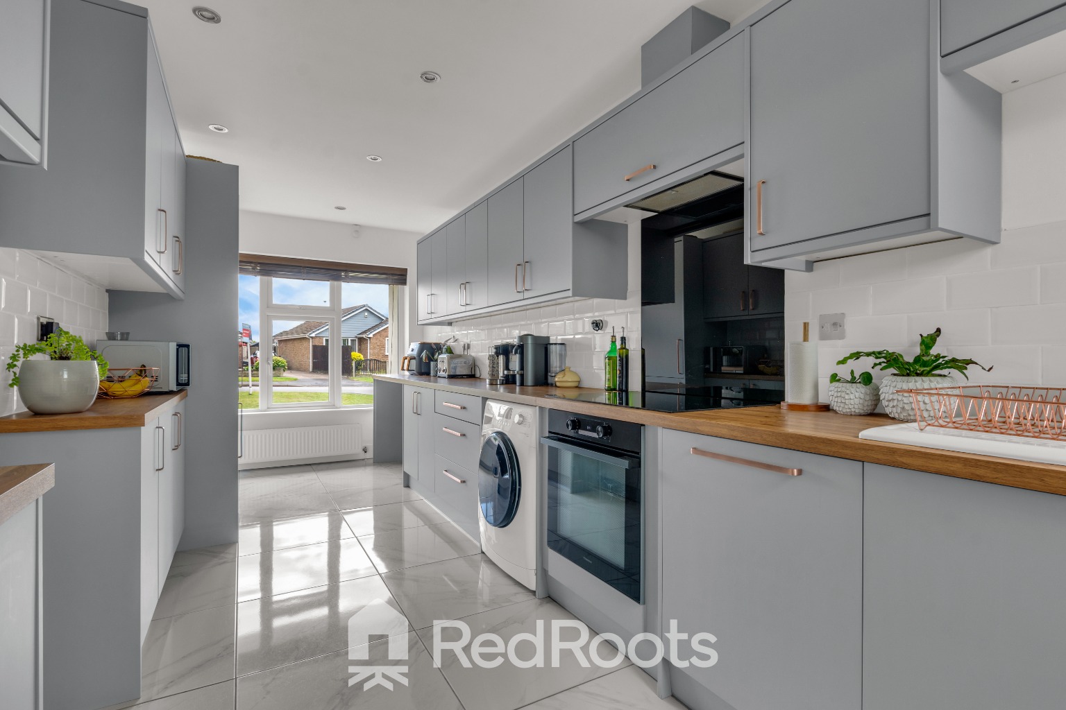 3 bed detached house for sale in Park Lane, Westwoodside, Doncaster, Lincolnshire, DN9 2EG  - Property Image 5