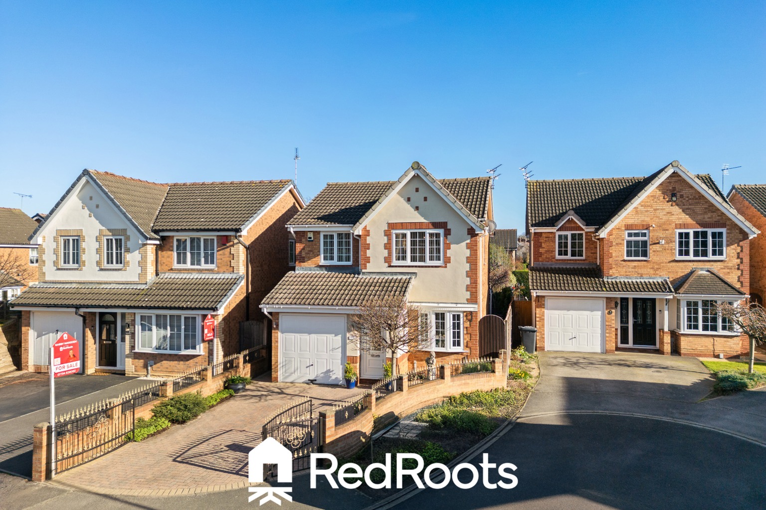 3 bed detached house for sale in Greenwood Avenue, Balby, Doncaster, South Yorkshire, DN4 0XE  - Property Image 2