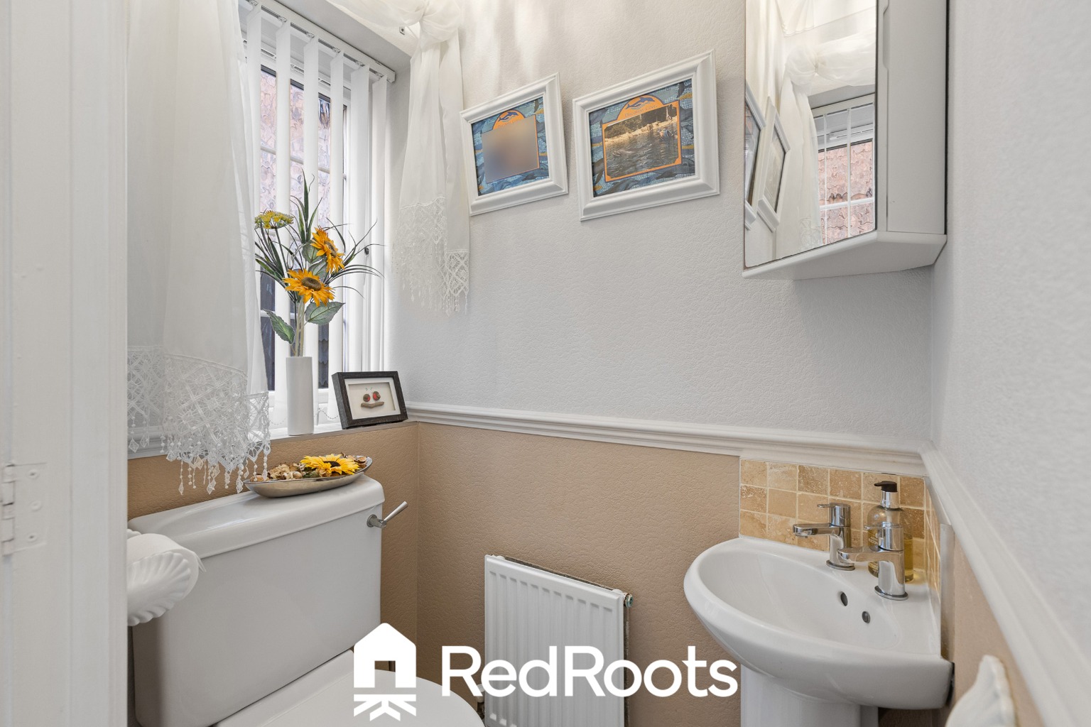 3 bed detached house for sale in Greenwood Avenue, Balby, Doncaster, South Yorkshire, DN4 0XE  - Property Image 10