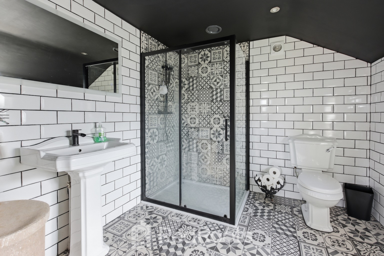 3 bed detached house for sale in Church Street, Haxey, Doncaster, Lincolnshire, DN9 2HY  - Property Image 24