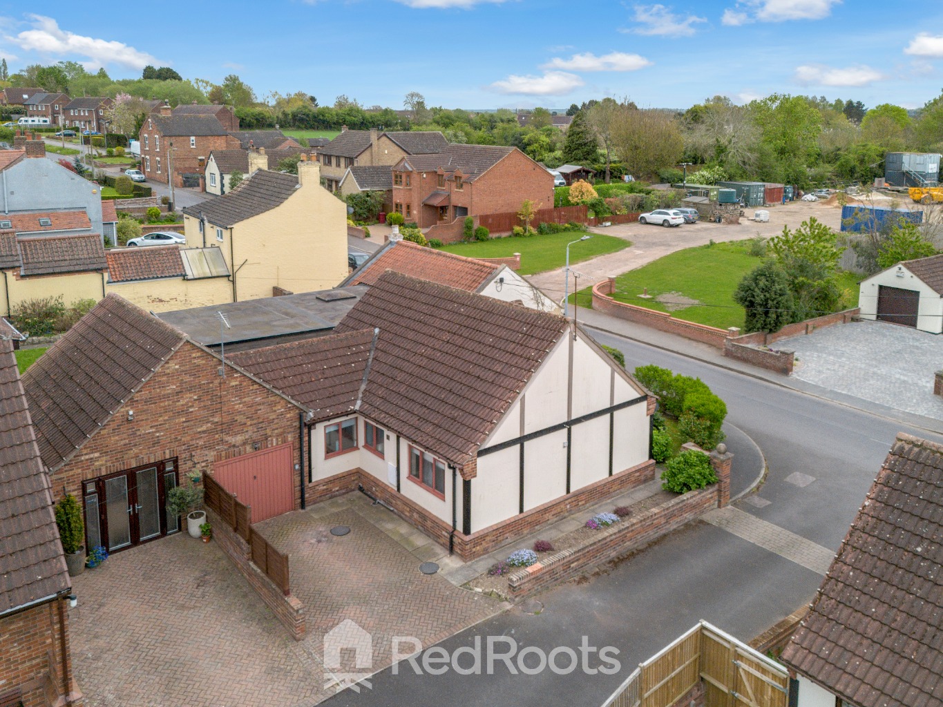 2 bed detached bungalow for sale in Binks Court, Brethergate, Westwoodside, Doncaster, Lincolnshire, DN9 2AU  - Property Image 21