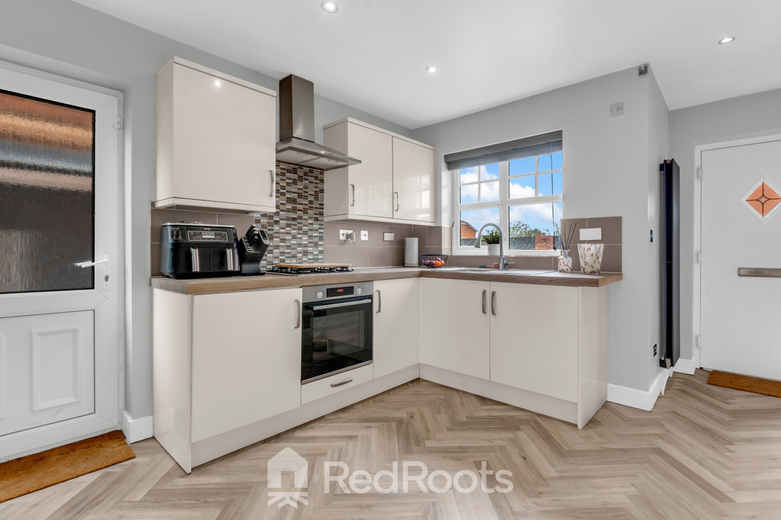 3 bed detached house for sale in Fairholme View, Armthorpe, Doncaster, DN3 3TW  - Property Image 4