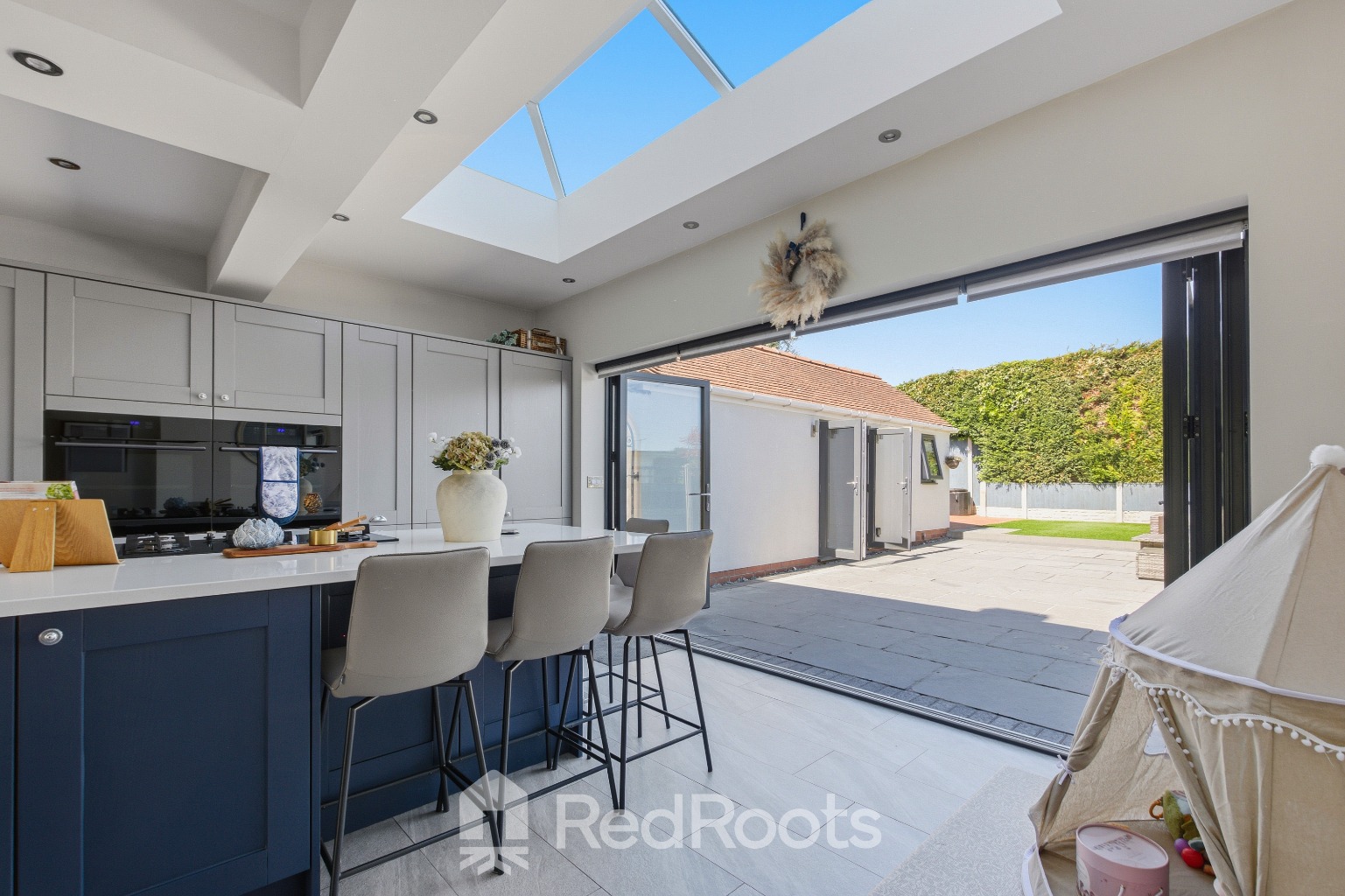 3 bed semi-detached house for sale in Hampole Balk Lane, Skellow, Doncaster, South Yorkshire, DN6 8LQ  - Property Image 10