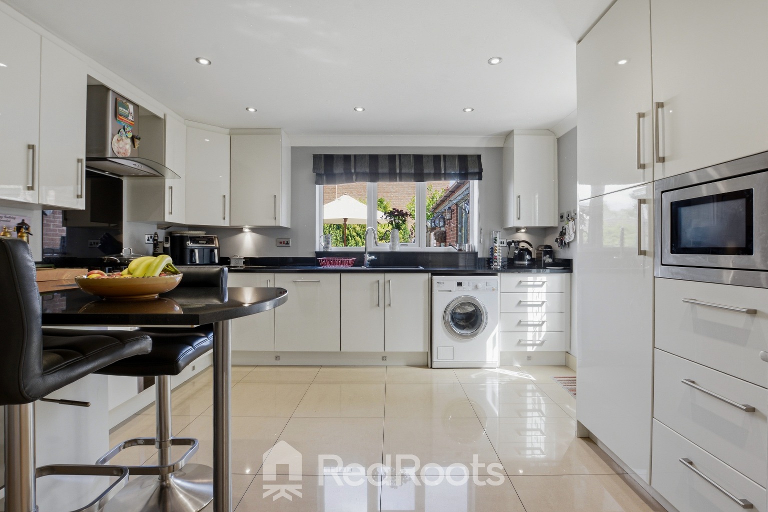 4 bed detached house for sale in Fields Close, Epworth, Doncaster, Lincolnshire, DN9 1TL  - Property Image 6