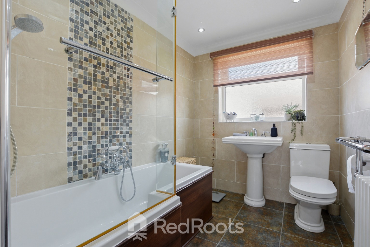 4 bed detached house for sale in Fields Close, Epworth, Doncaster, Lincolnshire, DN9 1TL  - Property Image 23