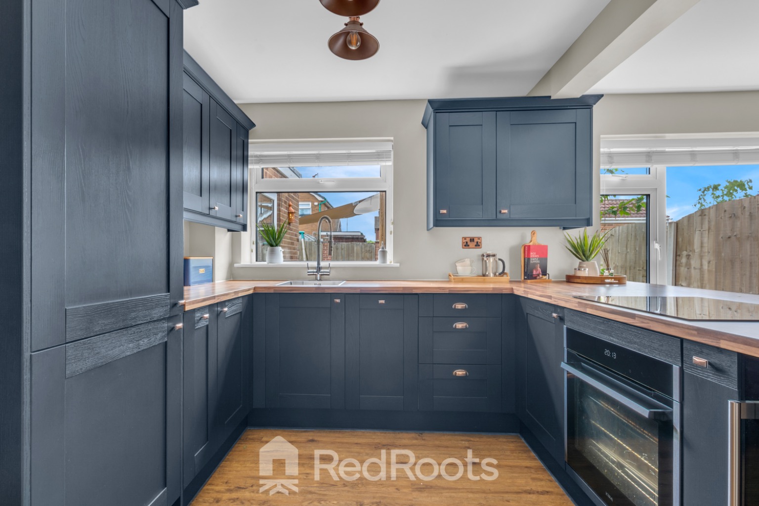 3 bed semi-detached house for sale in Hills Close, Sprotbrough, Doncaster, DN5  - Property Image 5