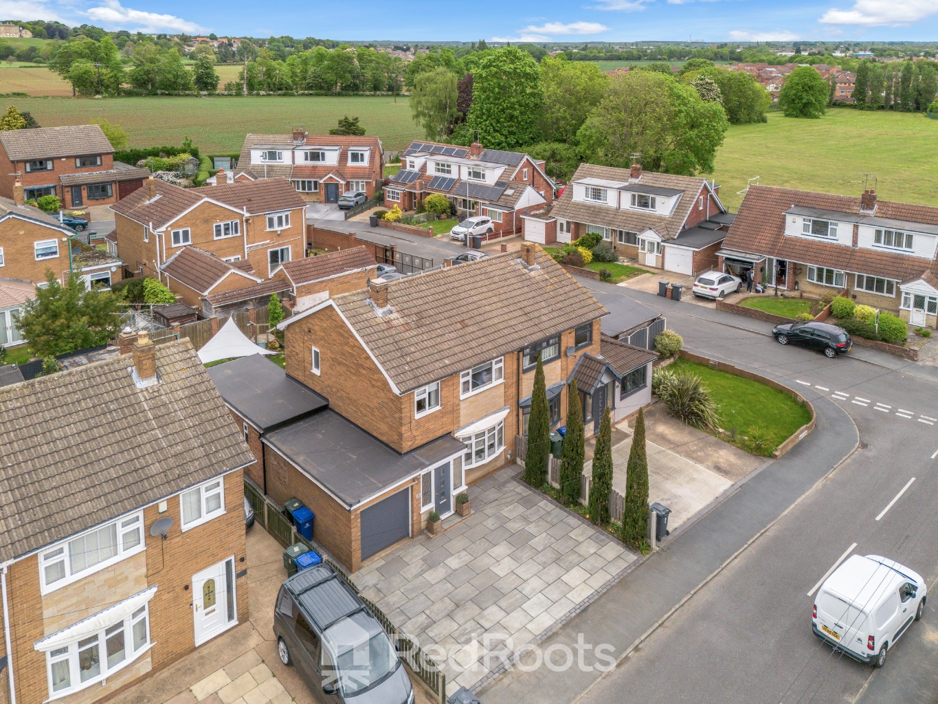 3 bed semi-detached house for sale in Hills Close, Sprotbrough, Doncaster, DN5  - Property Image 35