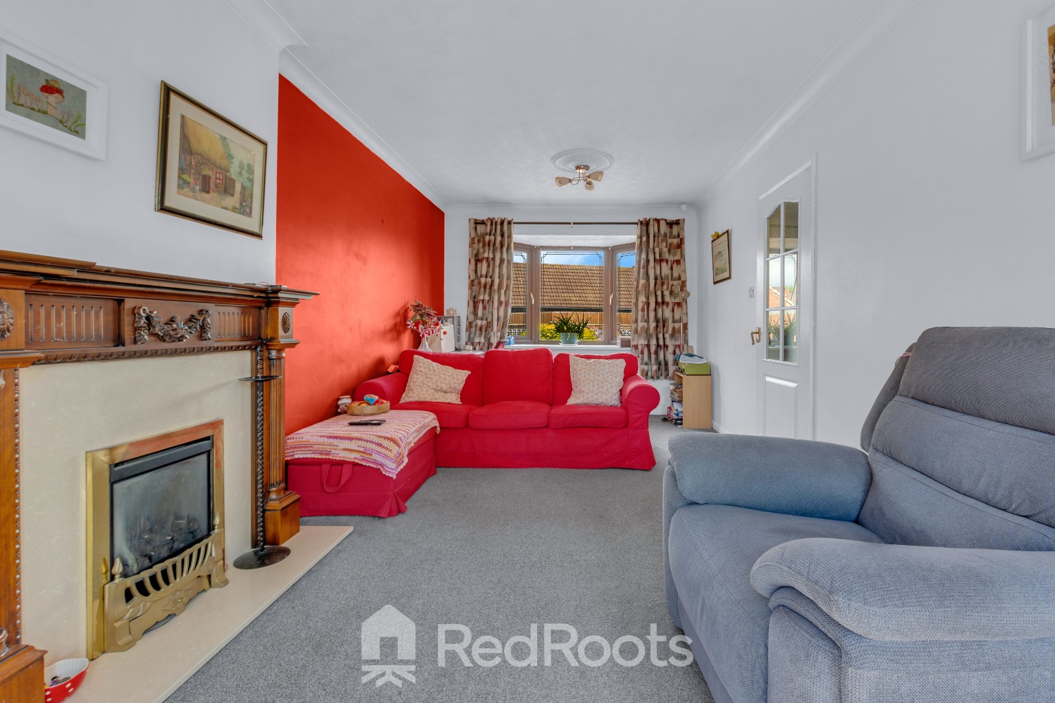 2 bed semi-detached bungalow for sale in Hunters Croft, Haxey, Doncaster, Lincolnshire, DN9 2NX  - Property Image 4