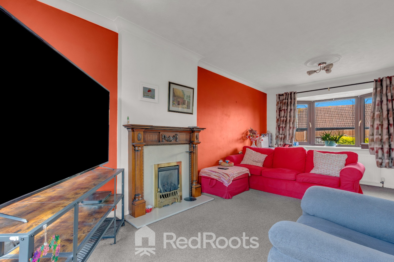 2 bed semi-detached bungalow for sale in Hunters Croft, Haxey, Doncaster, Lincolnshire, DN9 2NX  - Property Image 6
