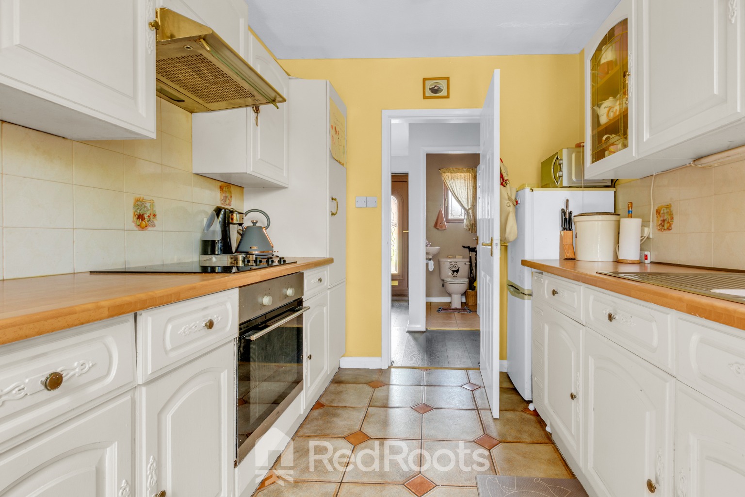 2 bed semi-detached bungalow for sale in Hunters Croft, Haxey, Doncaster, Lincolnshire, DN9 2NX  - Property Image 7