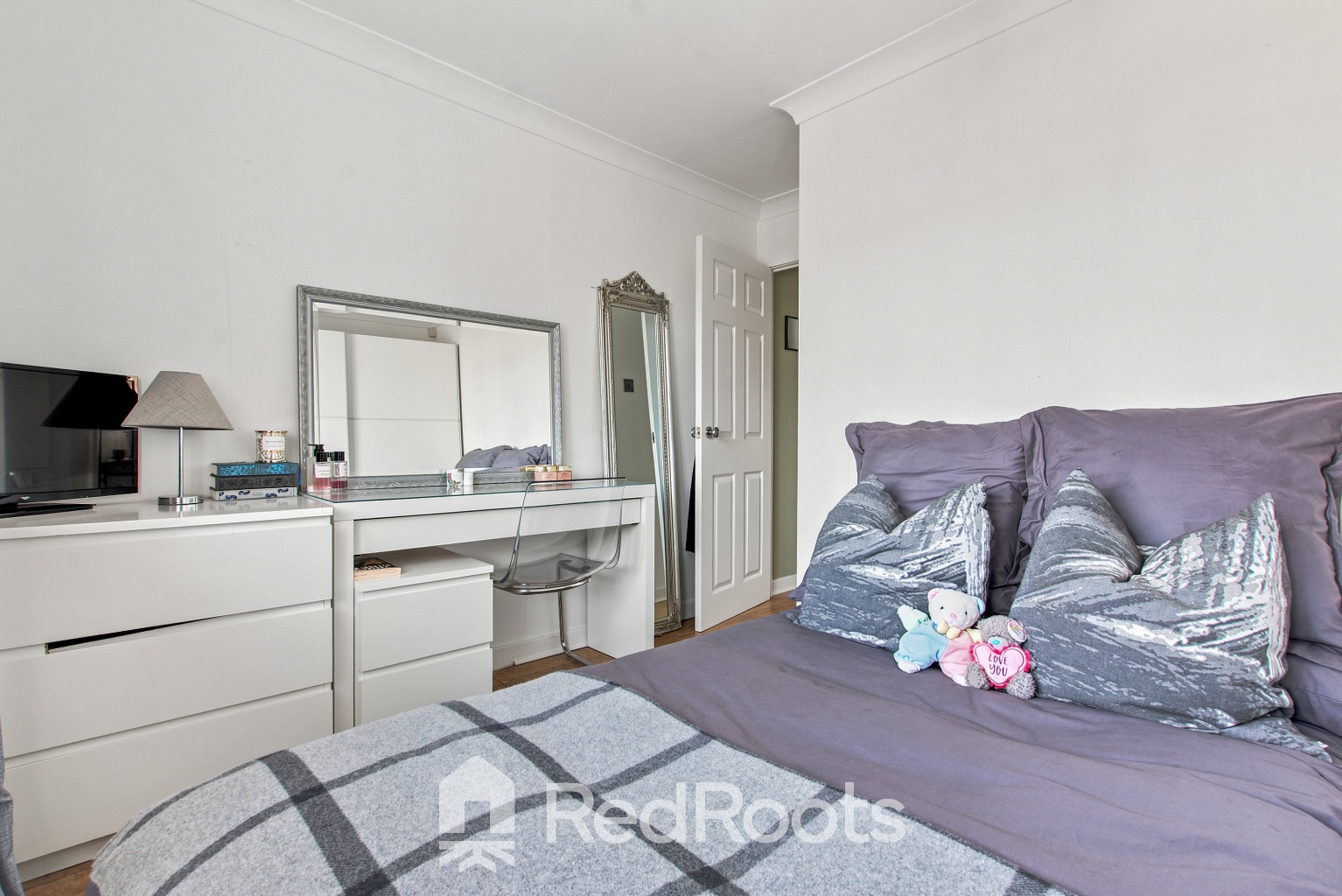 3 bed detached bungalow for sale in Park Lane, Westwoodside, Doncaster, Lincolnshire, DN9 2EF  - Property Image 16