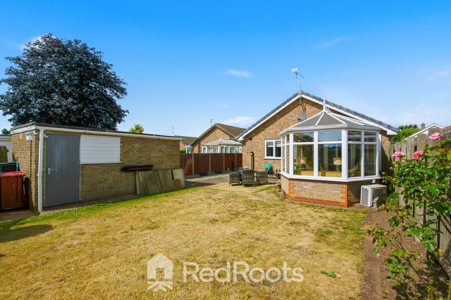 3 bed detached bungalow for sale in Park Lane, Westwoodside, Doncaster, Lincolnshire, DN9 2EF  - Property Image 23