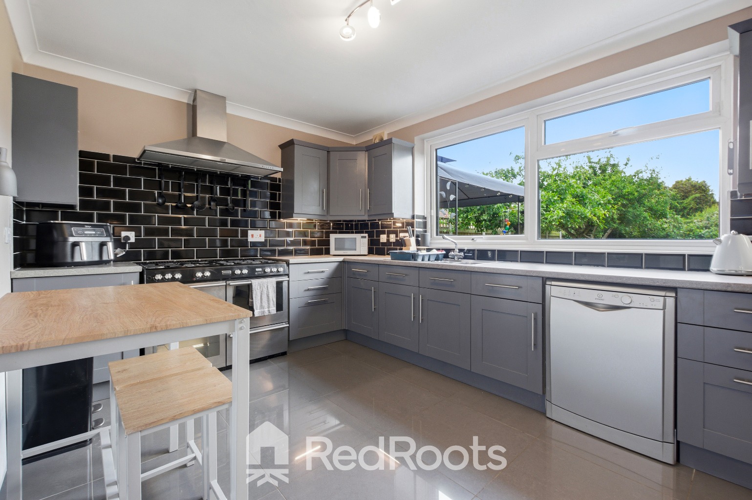 4 bed detached house for sale in Moorlands, Westwoodside, Doncaster, Lincolnshire, DN9 2HB  - Property Image 10