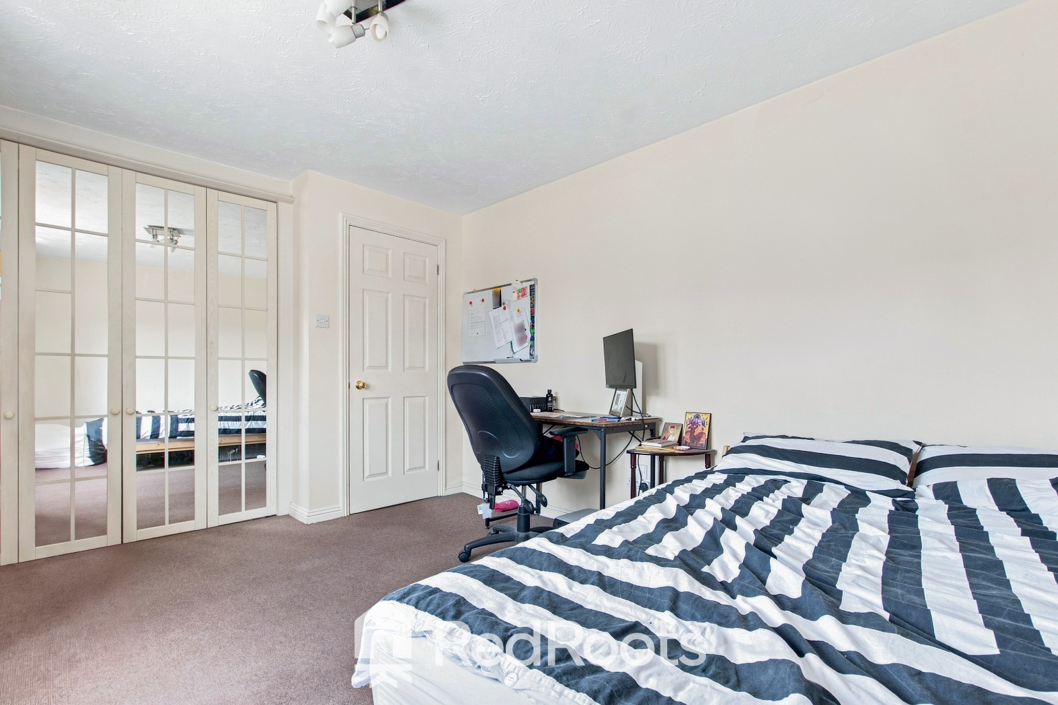2 bed flat for sale in Lakeside Boulevard, Doncaster, South Yorkshire, DN4 5PL  - Property Image 8