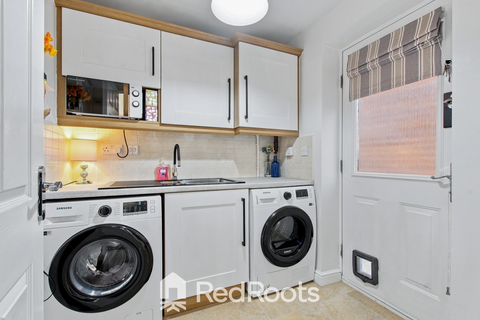 5 bed detached house for sale in Woodlands Gardens, Edenthorpe, Doncaster, South Yorkshire, DN3 2BH  - Property Image 11