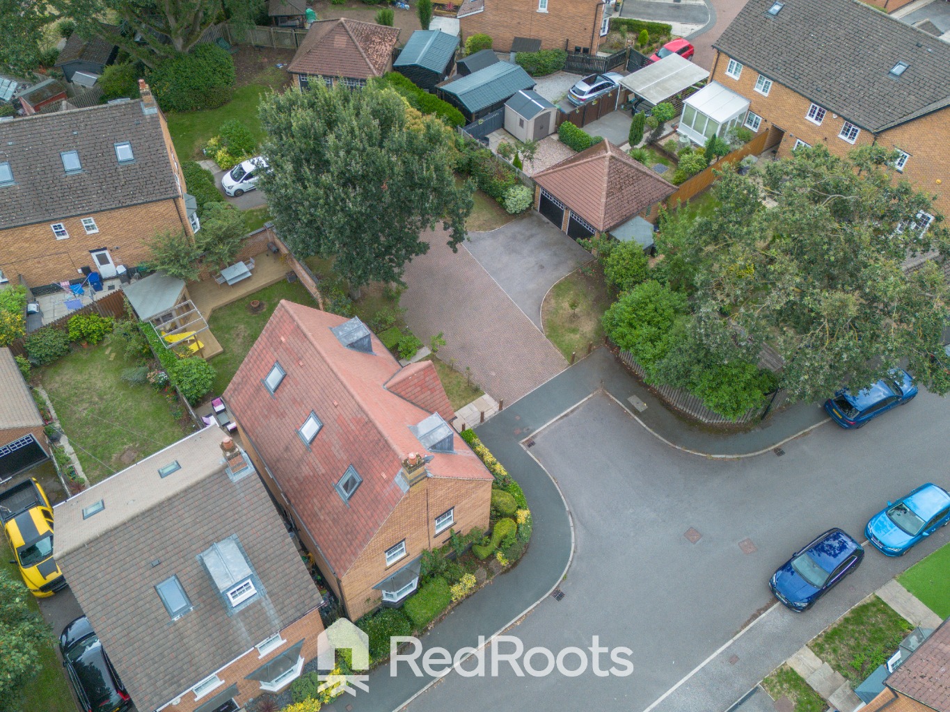 5 bed detached house for sale in Woodlands Gardens, Edenthorpe, Doncaster, South Yorkshire, DN3 2BH  - Property Image 39
