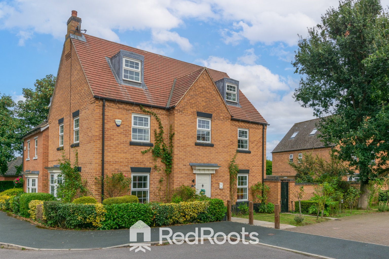 5 bed detached house for sale in Woodlands Gardens, Edenthorpe, Doncaster, South Yorkshire, DN3 2BH  - Property Image 42