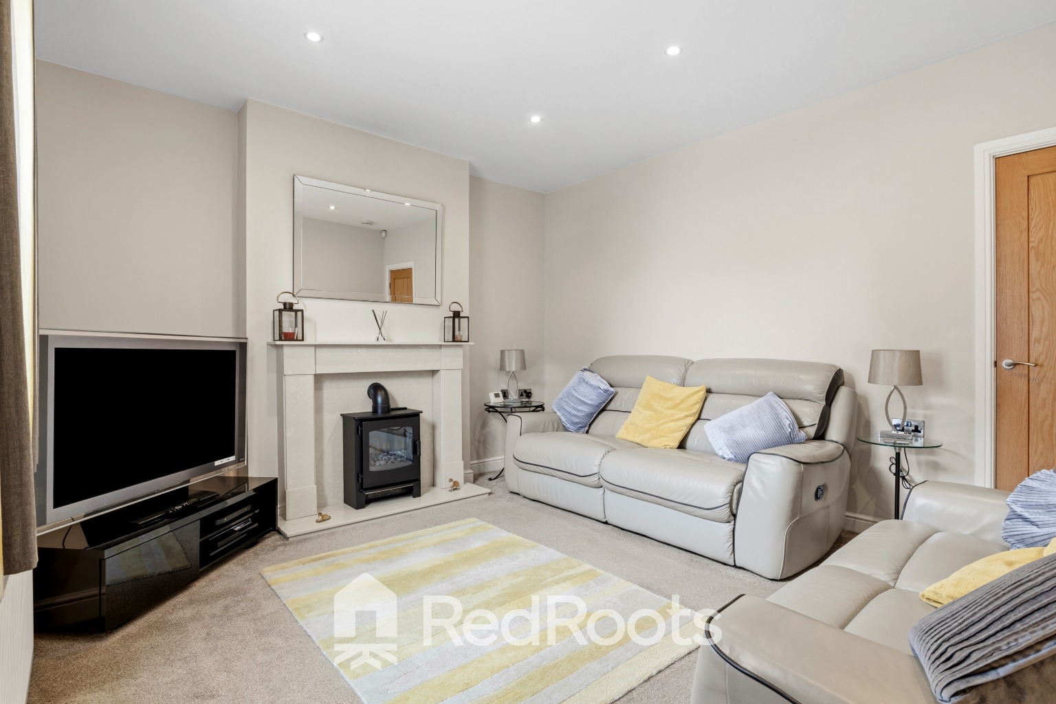 3 bed semi-detached house for sale in Upper Lane, Emley, HD8 9RH  - Property Image 8