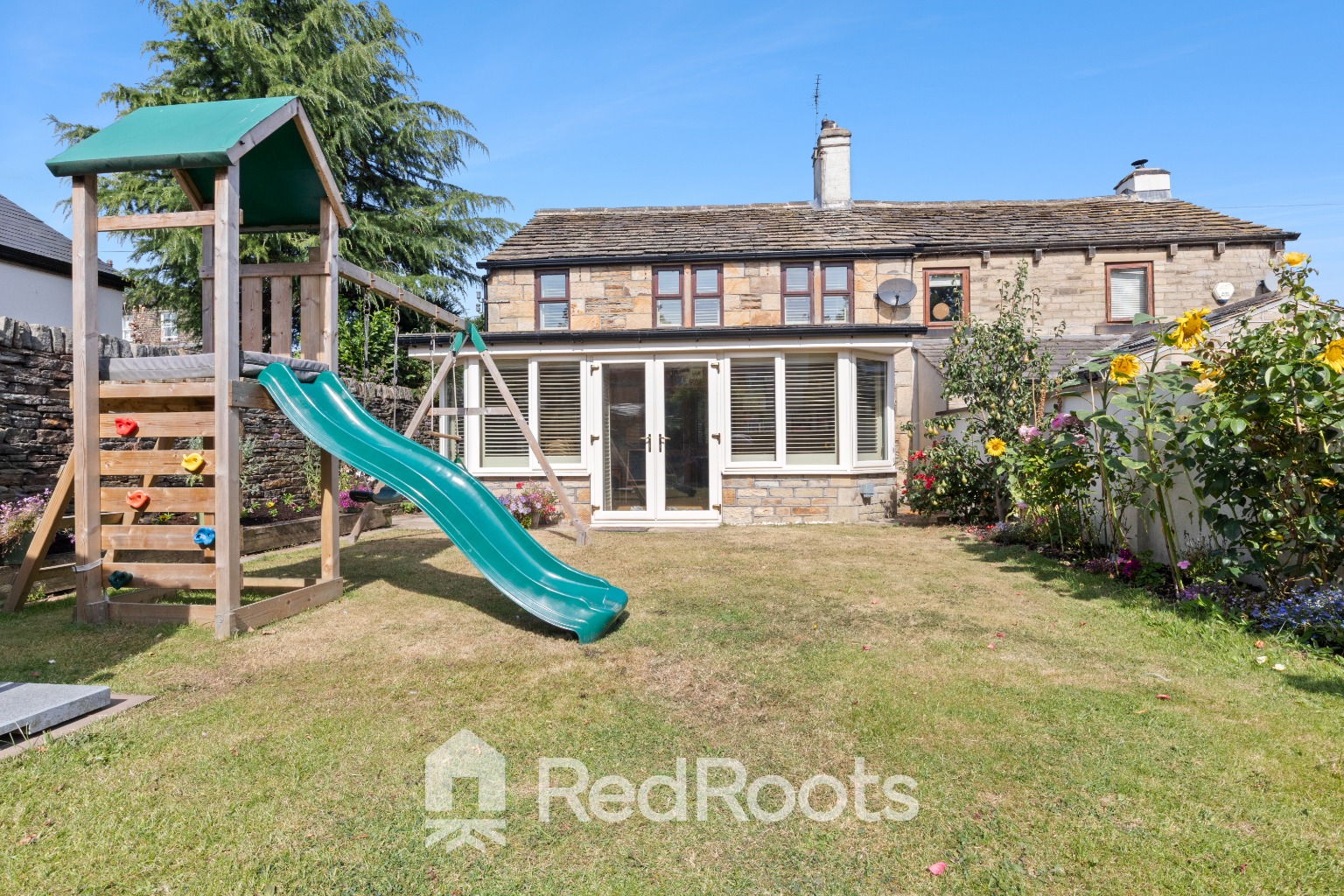 3 bed cottage for sale in Knotty Lane, Lepton, Huddersfield, HD8 0ND  - Property Image 2