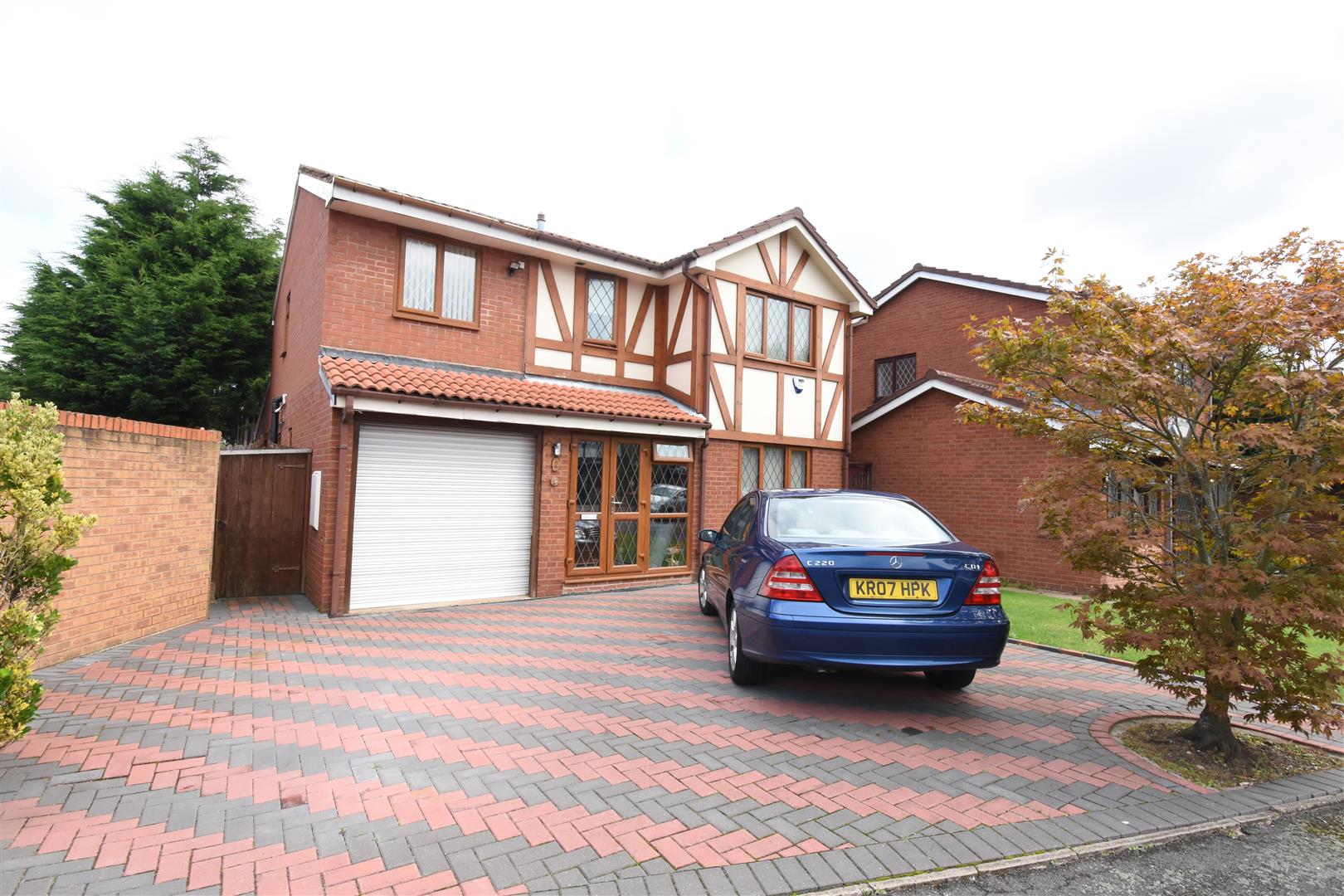 5 bed detached house for sale in Johnson Close, Birmingham  - Property Image 1