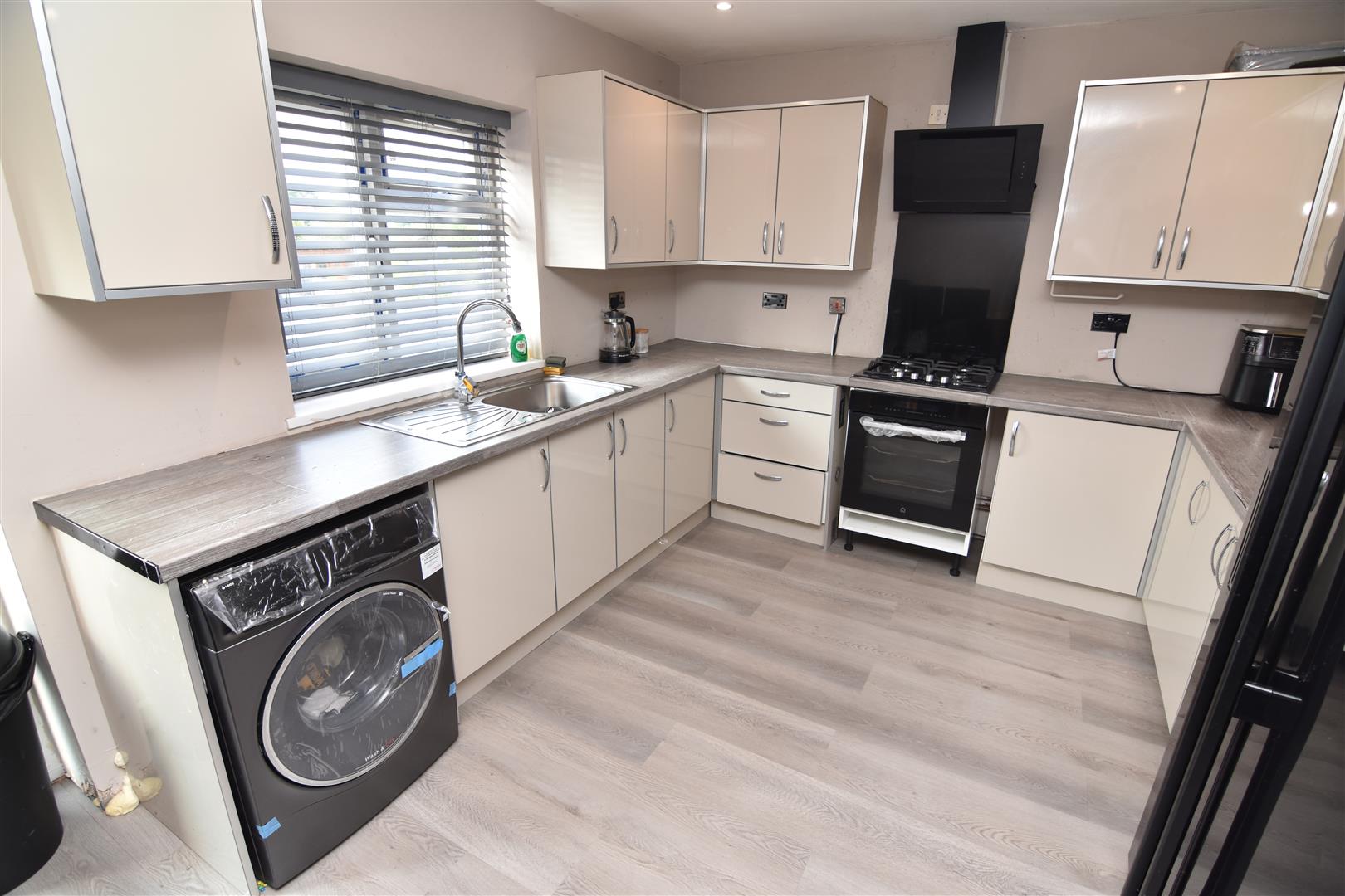 3 bed semi-detached house for sale in Fairholme Road, Birmingham  - Property Image 4